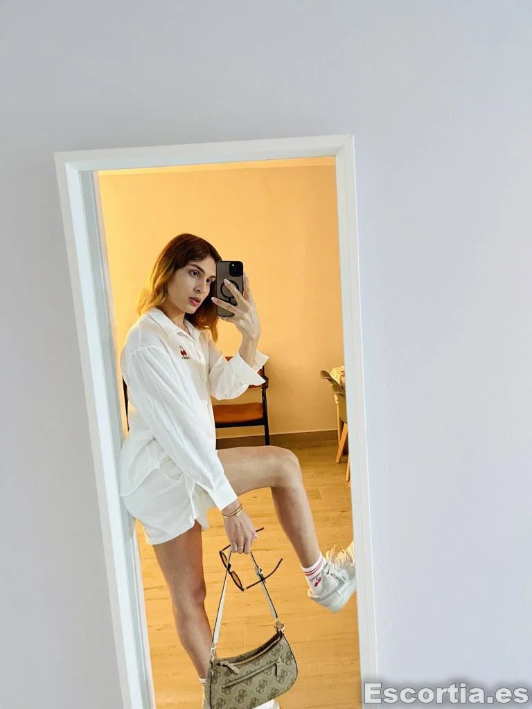 Emma photo 3