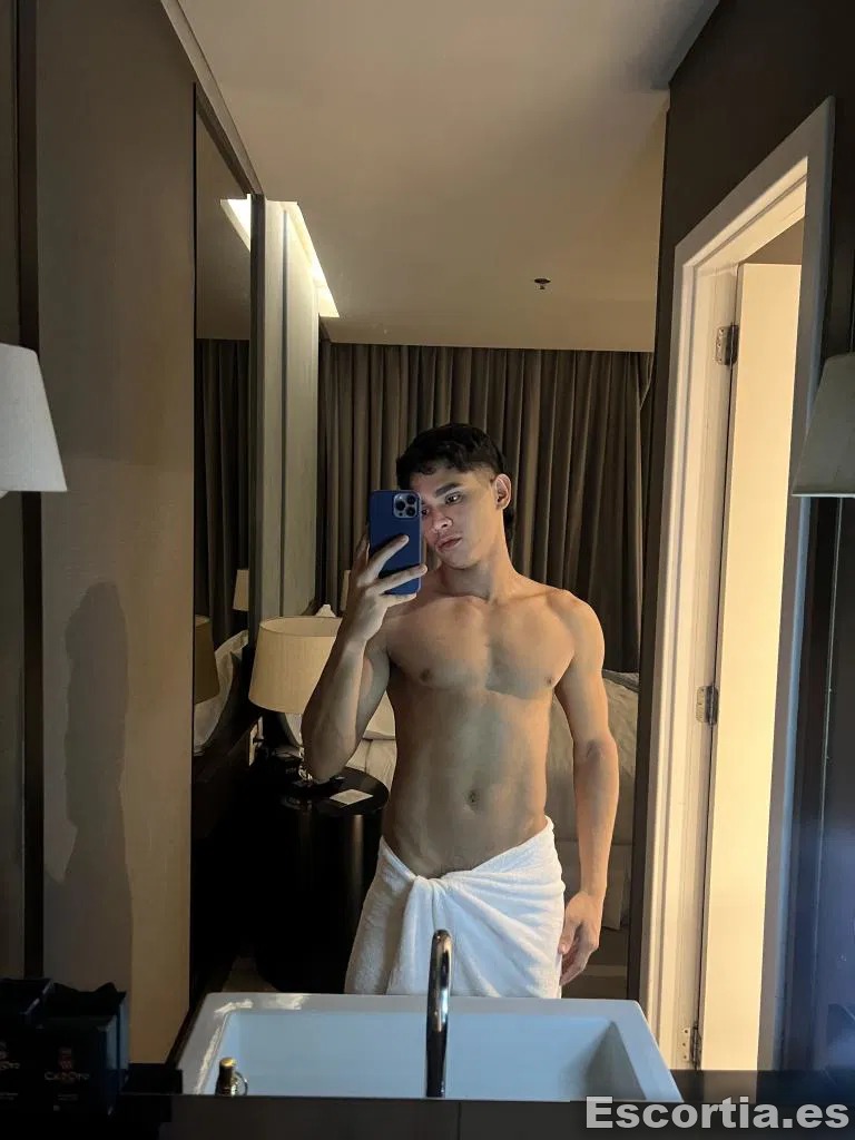 Mauricio escort Madrid