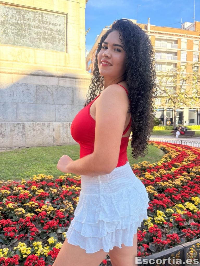 Pandora escort Zamora
