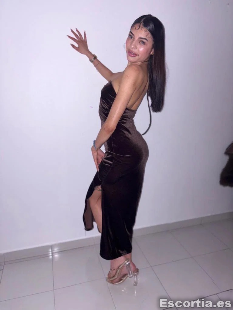 Emily photo 5