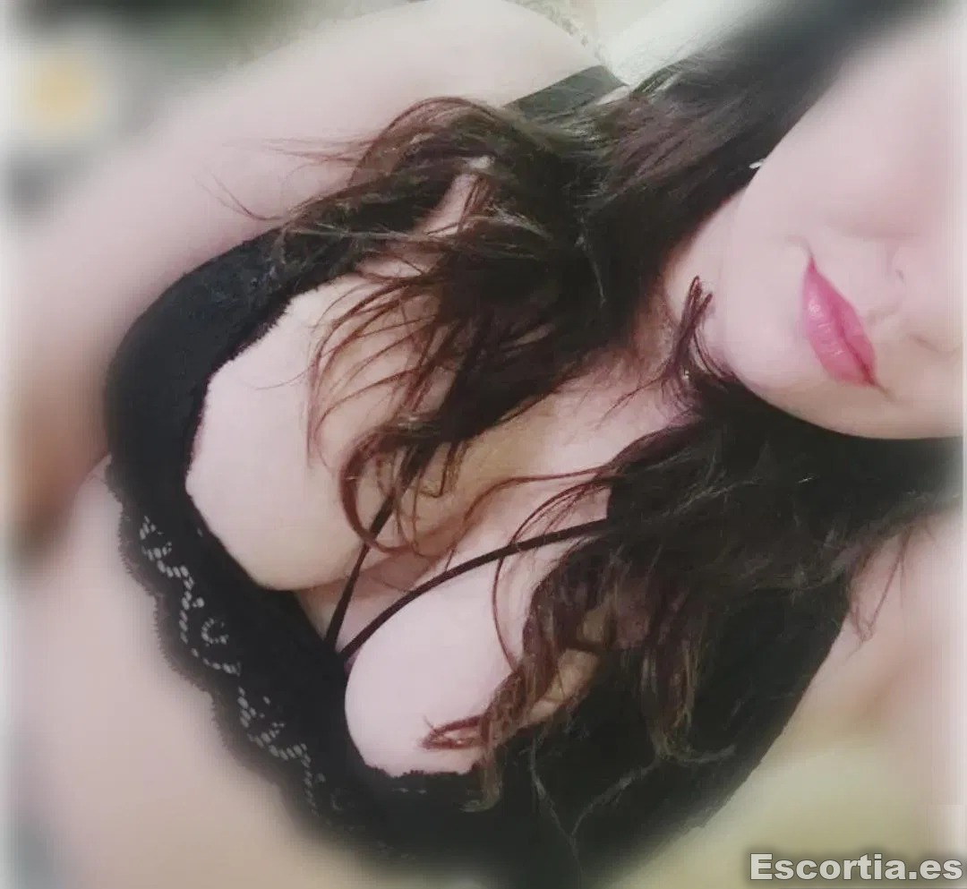 Sandra escort Valladolid