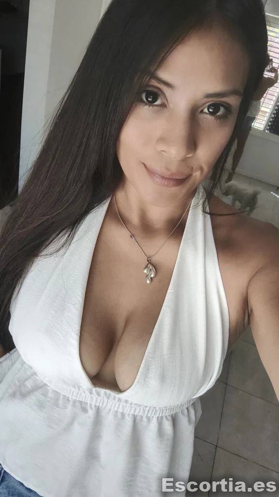 Gisel photo 3