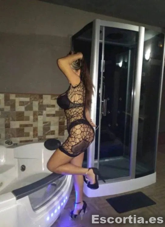 Señorita 28 escort Madrid