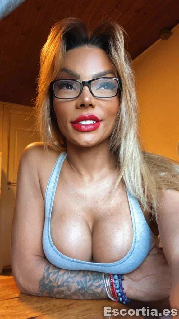 Viviane Castro escort Pontevedra