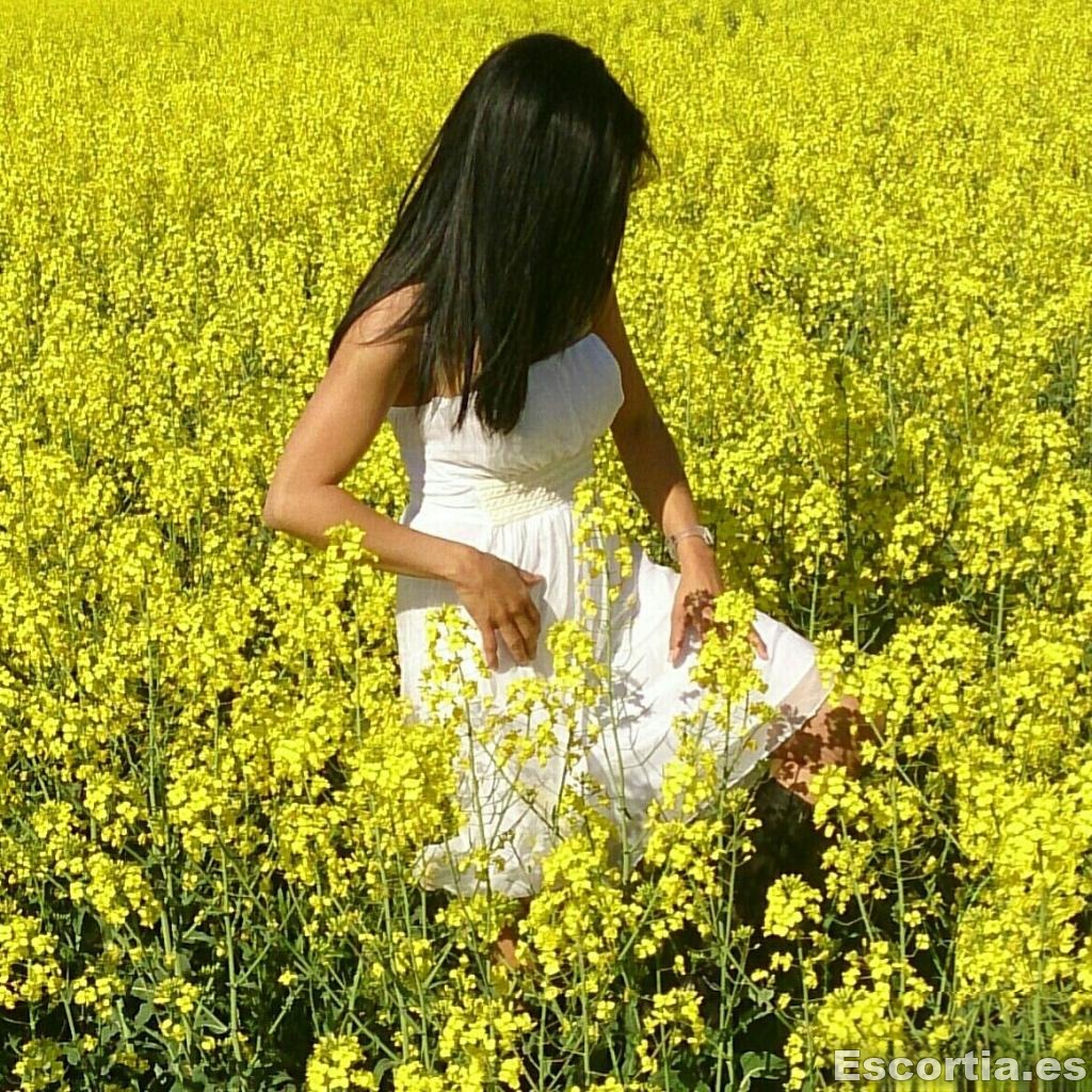 Señorita 43 escort Huesca