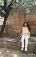 Camila photo 8
