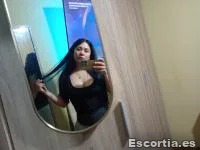 Andrea photo 4