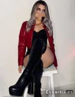 Pamela photo 4