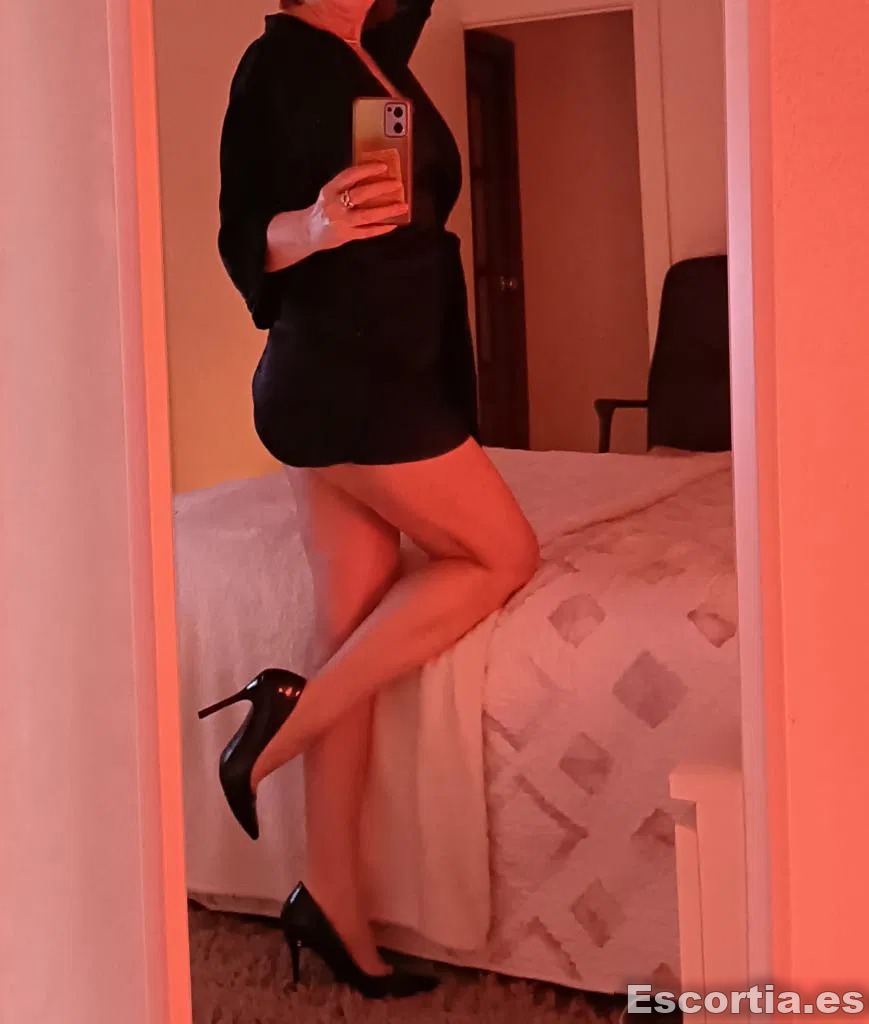 Eva photo 3