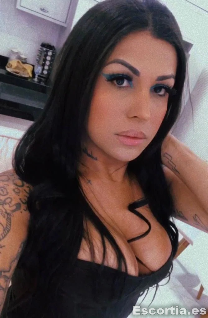Monica Mattos photo 7