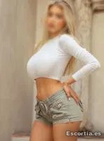 Anais photo 2