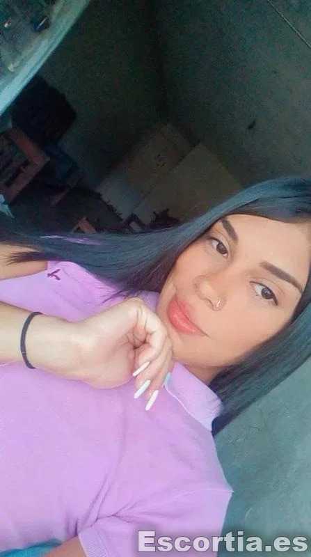 Lucy escort Pamplona