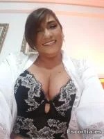 Andrea photo 4