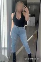 Monica photo 6