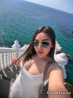 Samantha photo 6