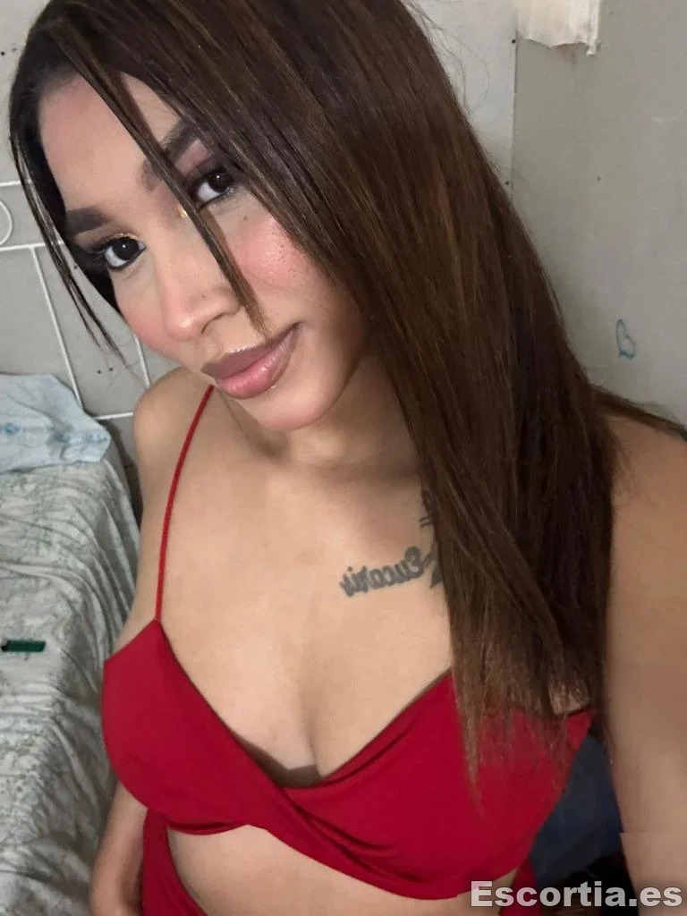Danna photo 4