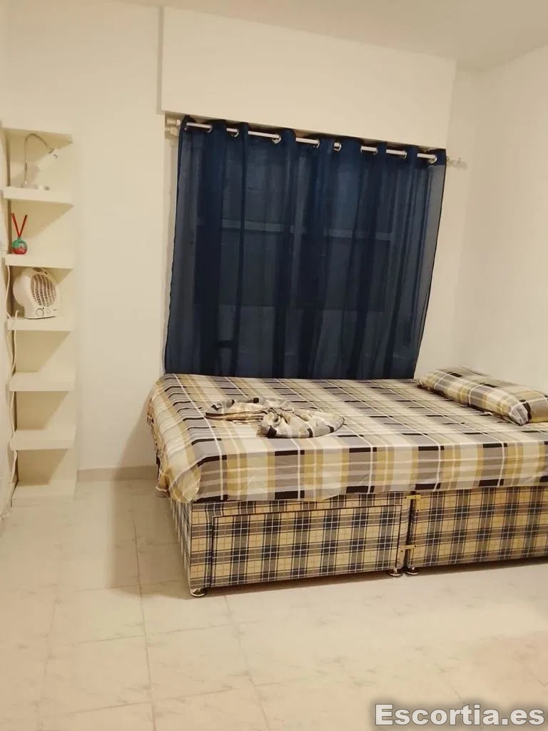 Señorita española 30 escort Murcia