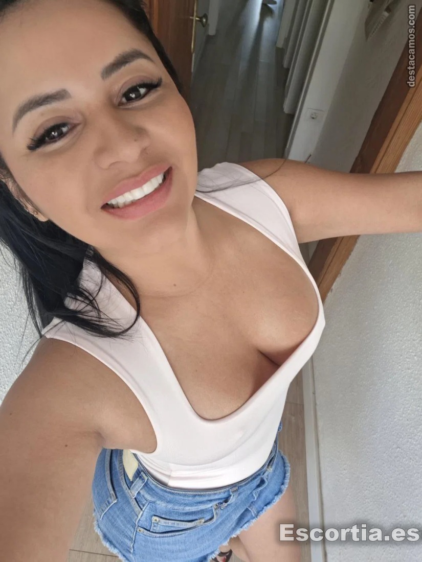 Mia photo 5