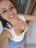 Mia photo 6