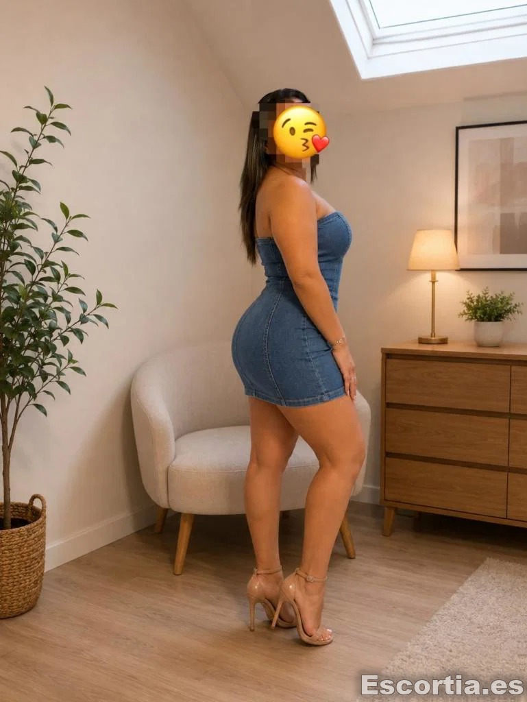 Daniela escort Valladolid
