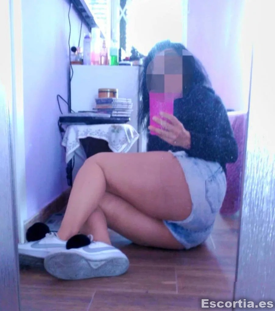Aicha photo 7