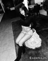 Zoe photo 4
