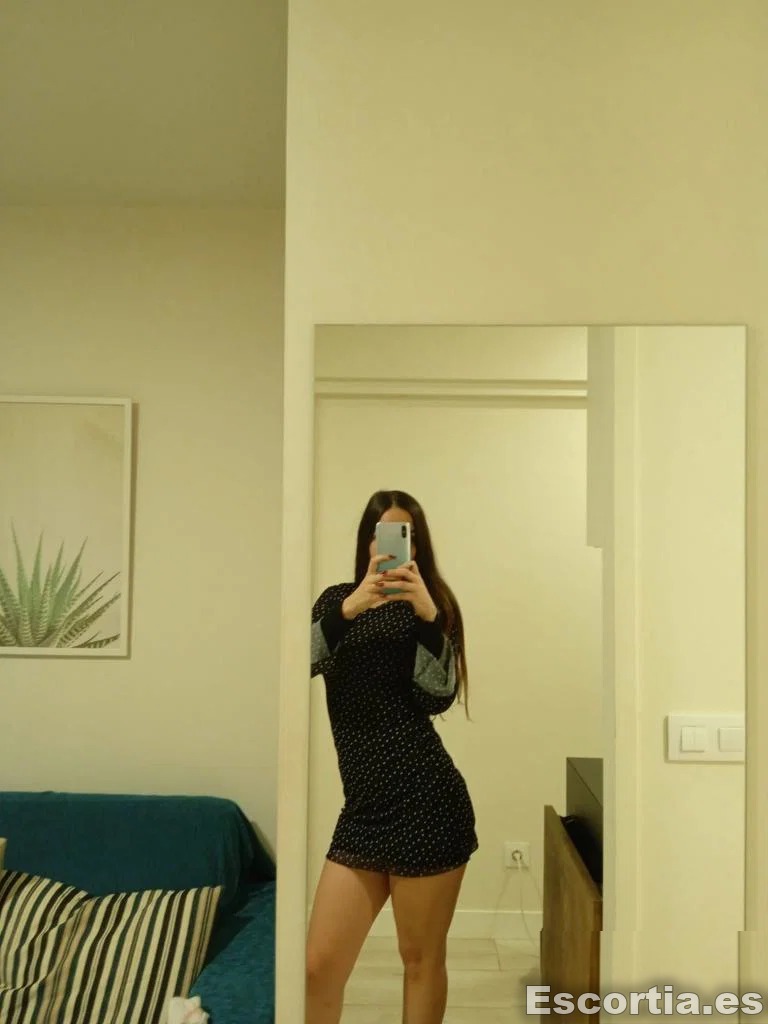 Marta escort Melilla