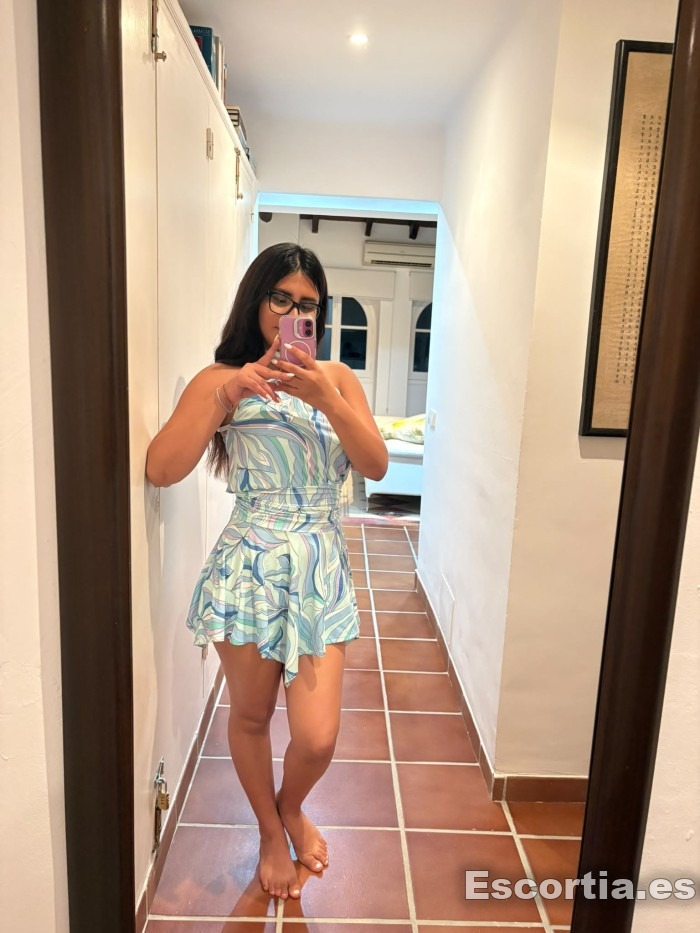 Mia photo 7