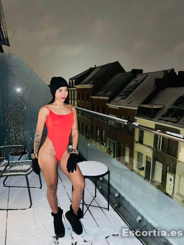 Isabella photo 3