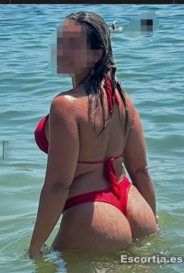 Escort latina 30 photo 4