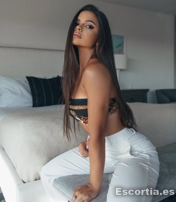 Sabrina photo 6
