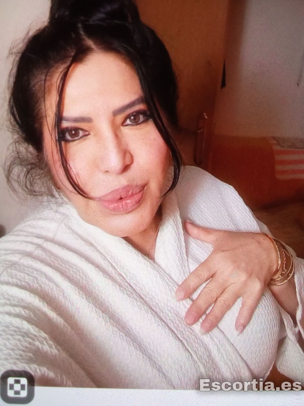 Señorita venezolana 48 escort Madrid