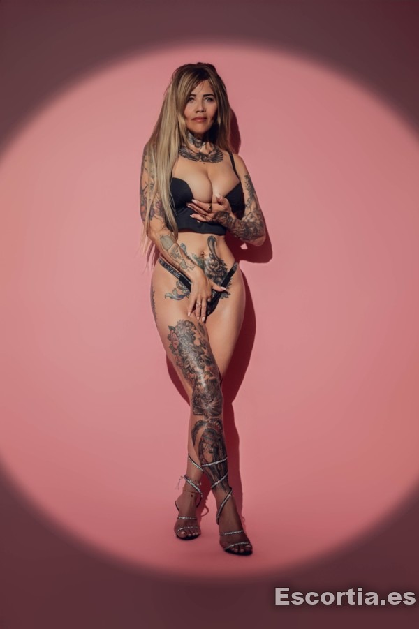 Andrea photo 2