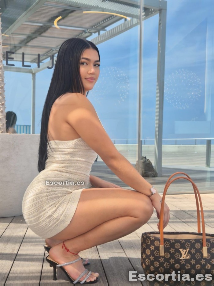 Señorita latina 25 photo 3