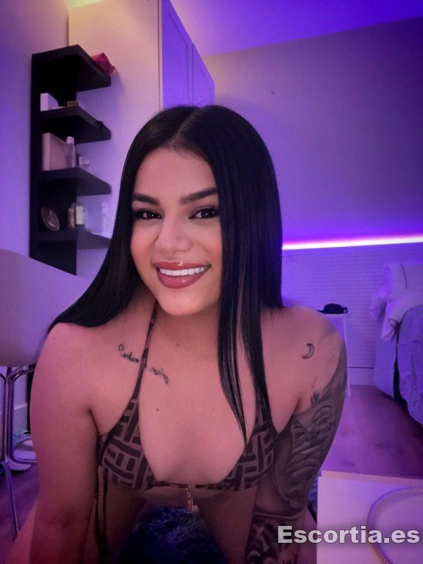 Escort colombiana 18 photo 9