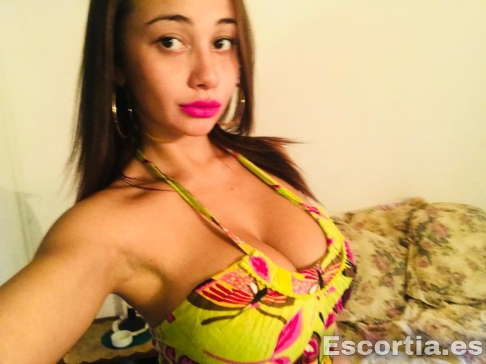 Emilia photo 4