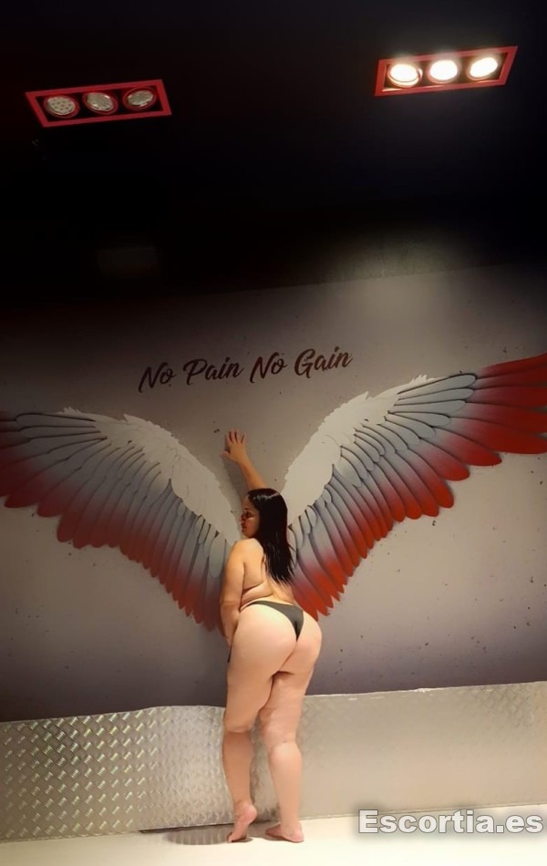 Señorita latina 27 escort Madrid