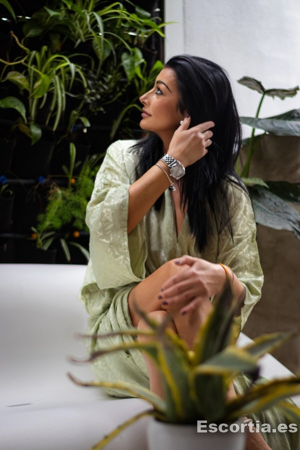 Adriana Serbia escort Madrid