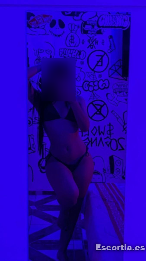 Naomi Anitos escort Valladolid