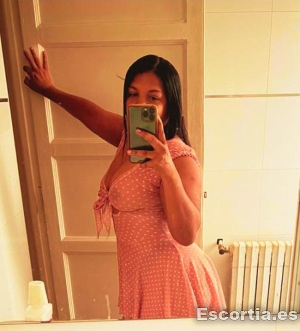 Gina photo 9