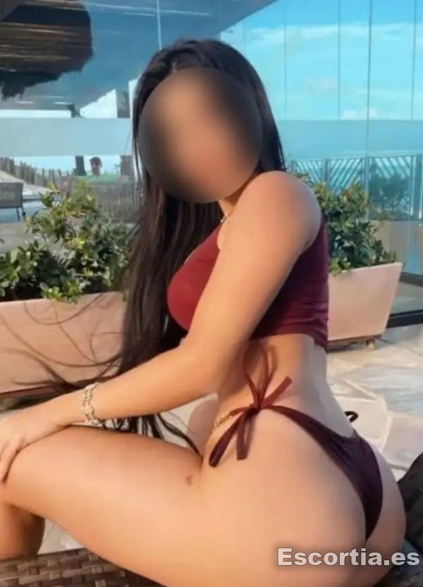 Escort latina 23 photo 3
