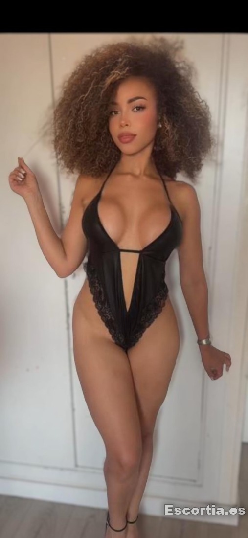 Sara photo 4