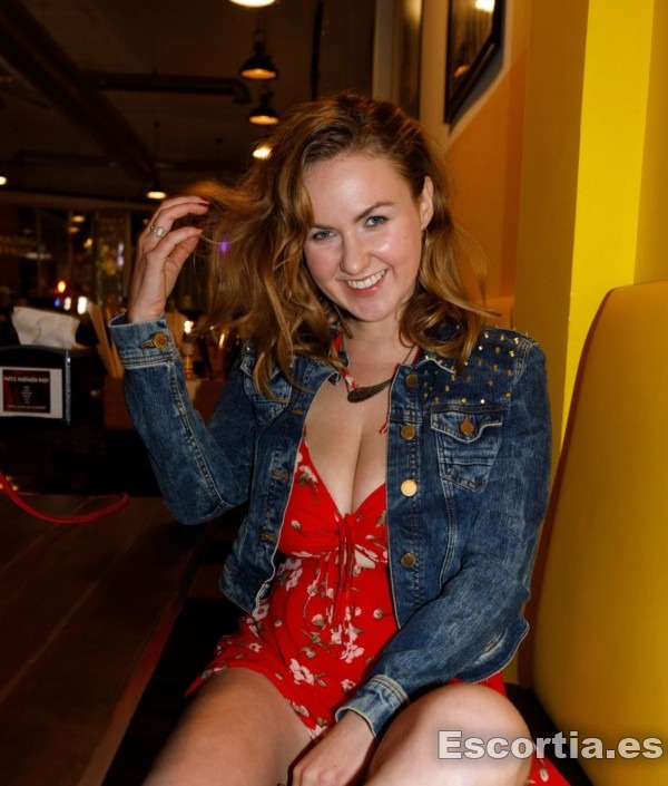 Elizabeth photo 5