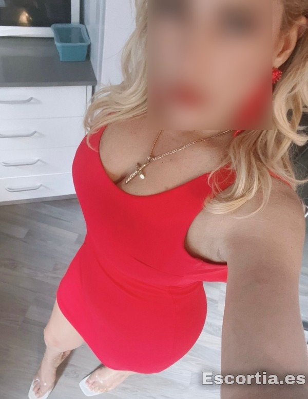 Pamela photo 2
