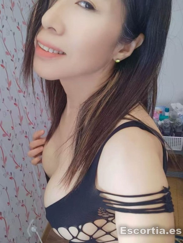 Señorita asiatica 25 photo 3