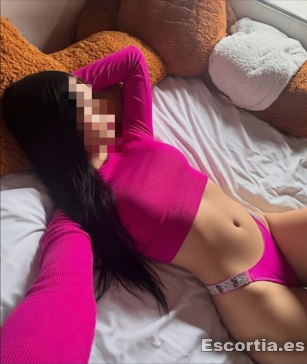 Escort latina 24 photo 4
