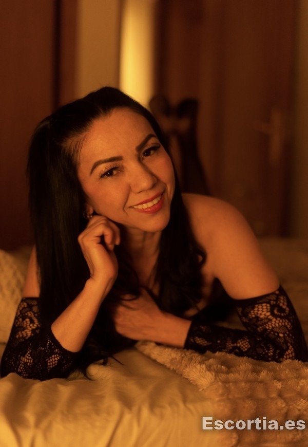 Puta colombiana 30 escort Murcia