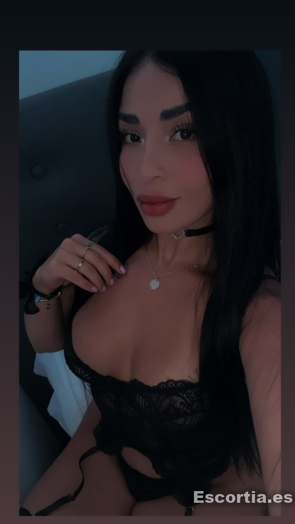 Escort colombiana 25 photo 5