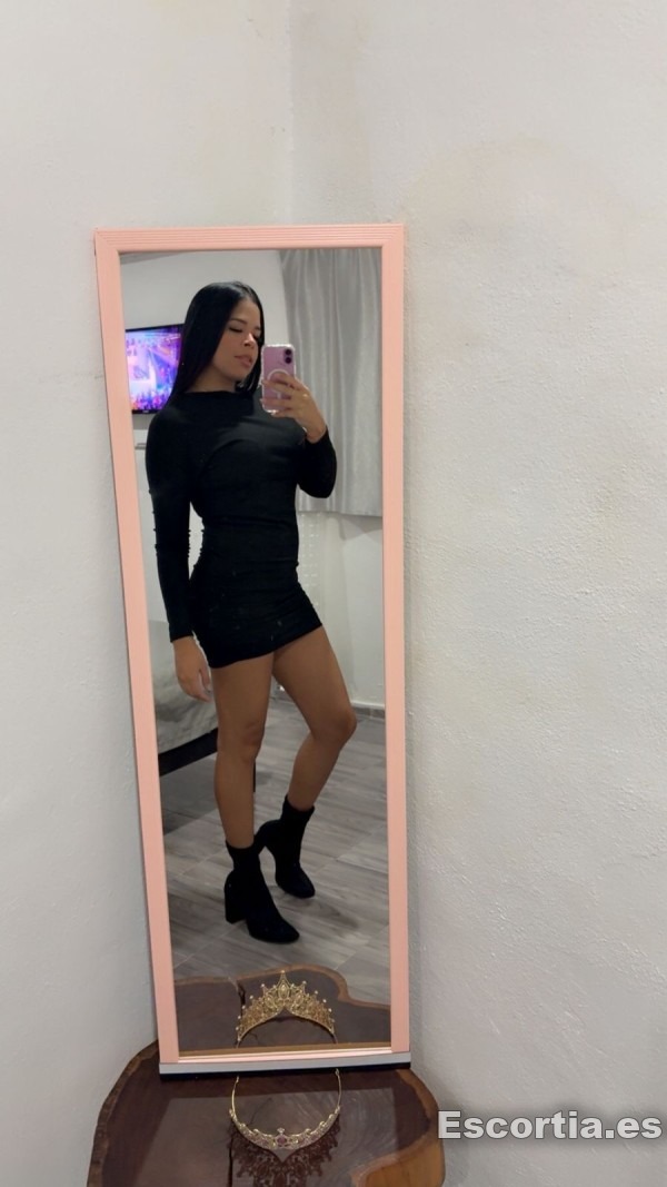 Escort latina 19 photo 3