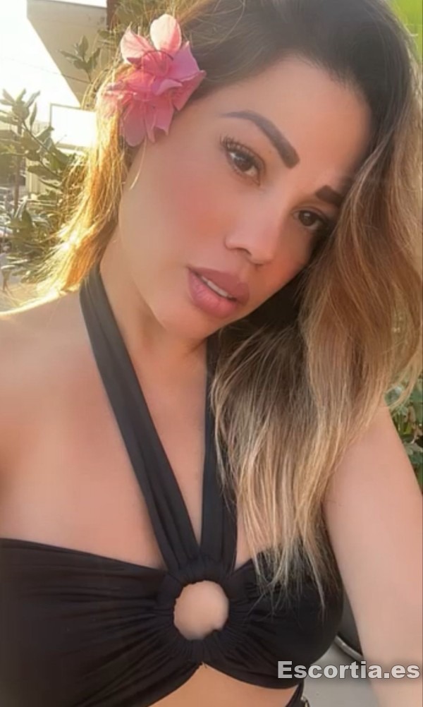 Andrea photo 3
